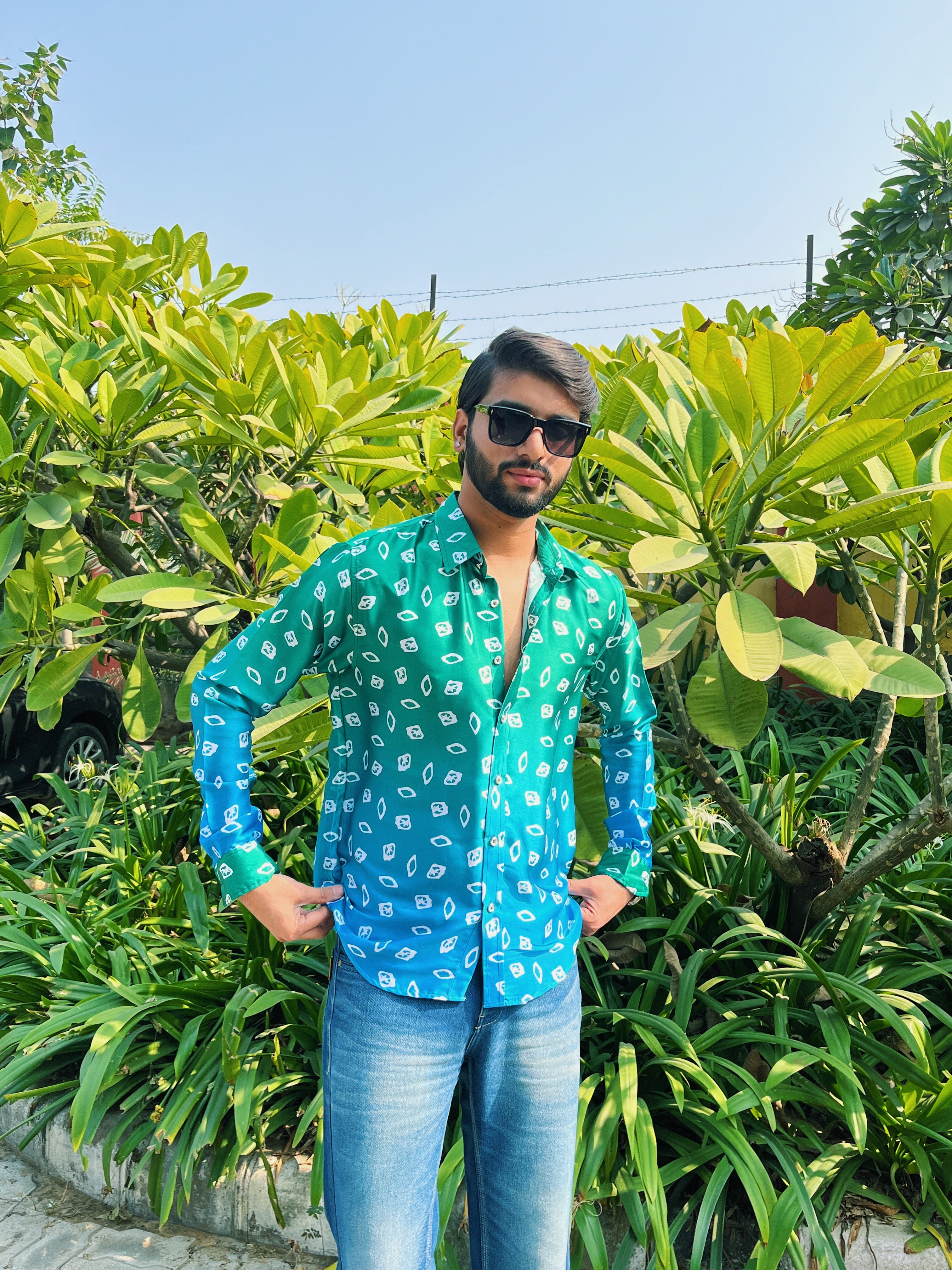 Oasis Gradient Shirt