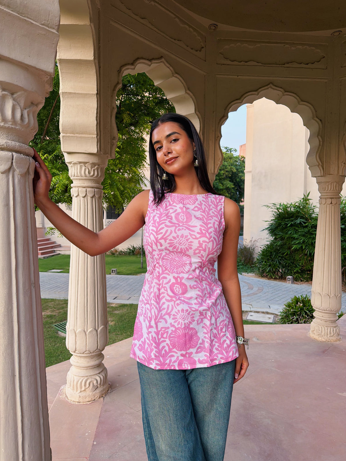 Gulabo Kurti