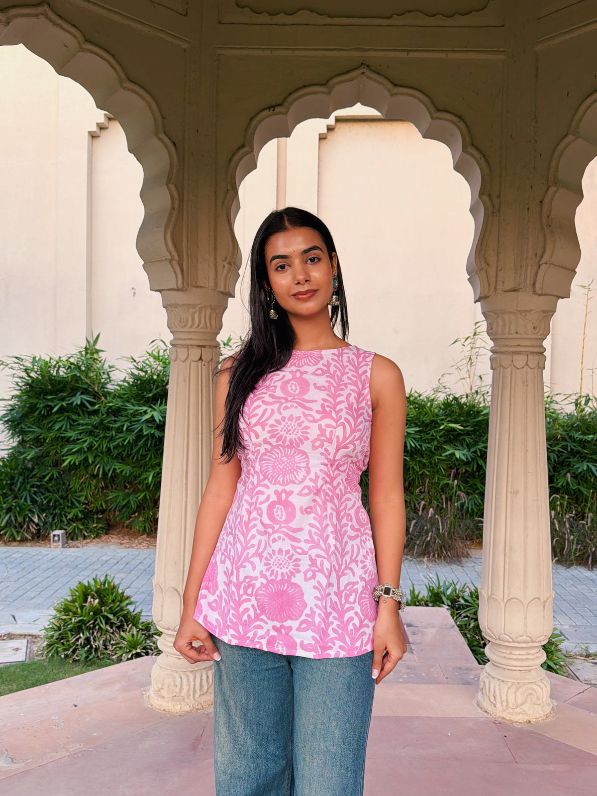 Gulabo Kurti